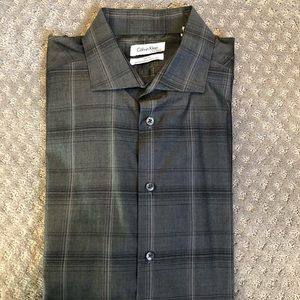 Calvin Klein-Slim Fit-Non Iron